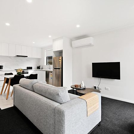 Modern & Cozy New Build Retreat Villa แฮมิลตัน ภายนอก รูปภาพ